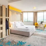 Mercure 4*