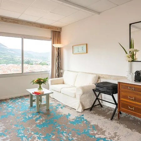 Mercure 4*