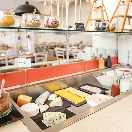 米洛美居酒店 米洛