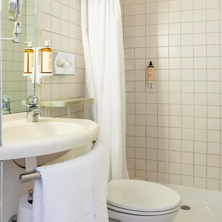 Mercure 4*
