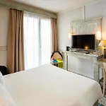 Mercure 4*