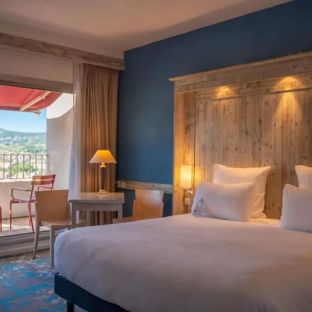 Mercure 4*